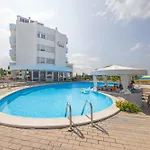 Hotel Marco 3*